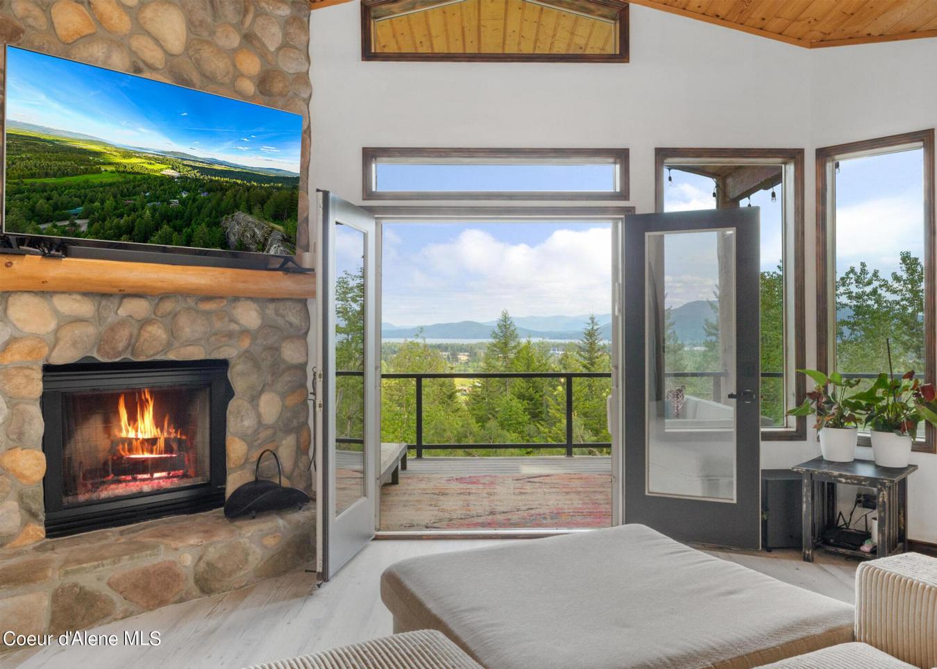 36 Granite View Drive, Sandpoint, ID, 83864, United States, 4 Bedrooms Bedrooms, ,4 BathroomsBathrooms,Residential,For Sale,36 Granite View Drive,1547284