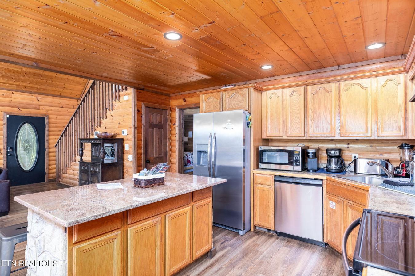 531 Gatlin Drive, Gatlinburg, Tennessee, 37738, United States, 5 Bedrooms Bedrooms, ,3 BathroomsBathrooms,Residential,For Sale,531 Gatlin Drive,1546907