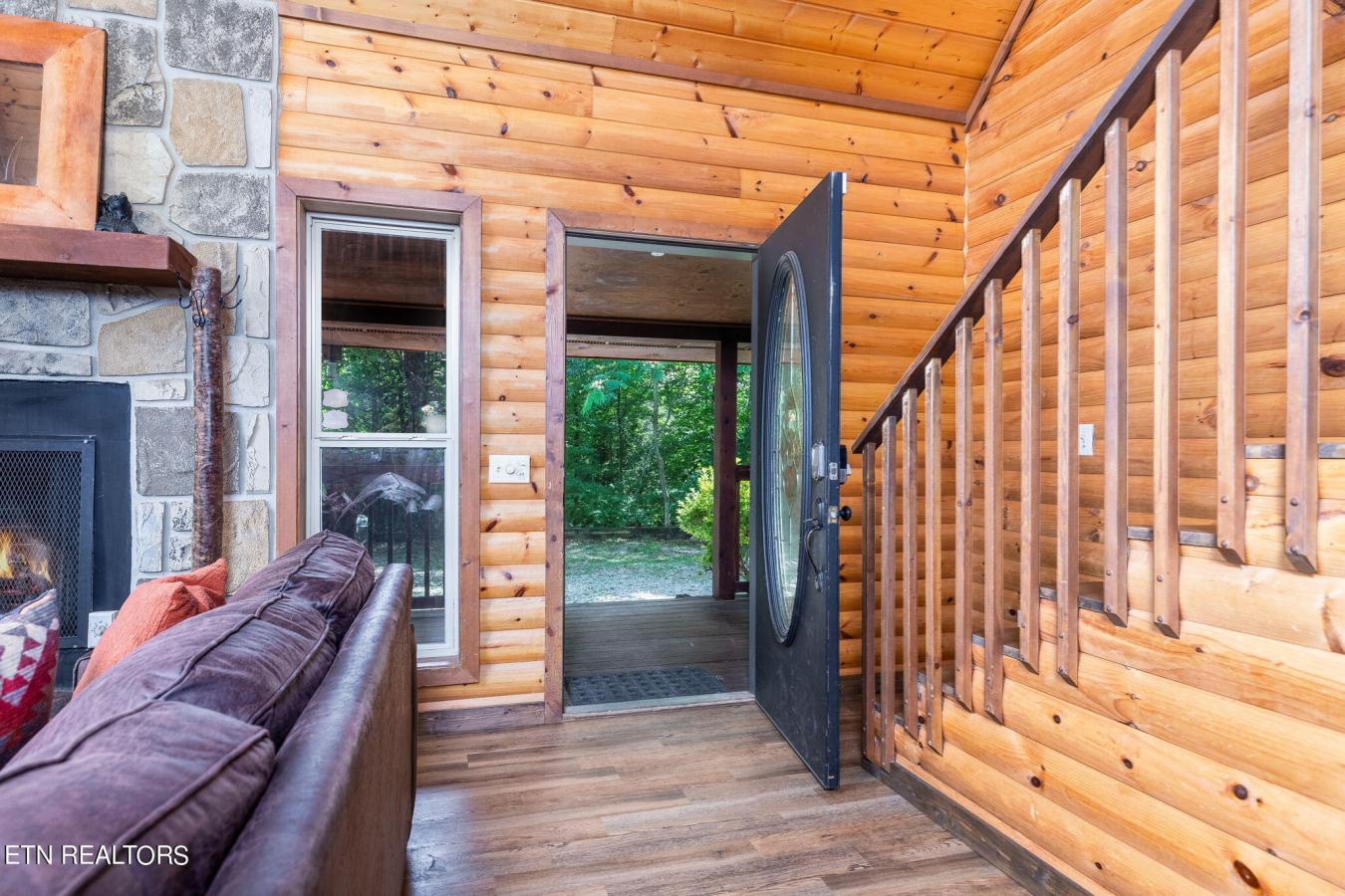 531 Gatlin Drive, Gatlinburg, Tennessee, 37738, United States, 5 Bedrooms Bedrooms, ,3 BathroomsBathrooms,Residential,For Sale,531 Gatlin Drive,1546907