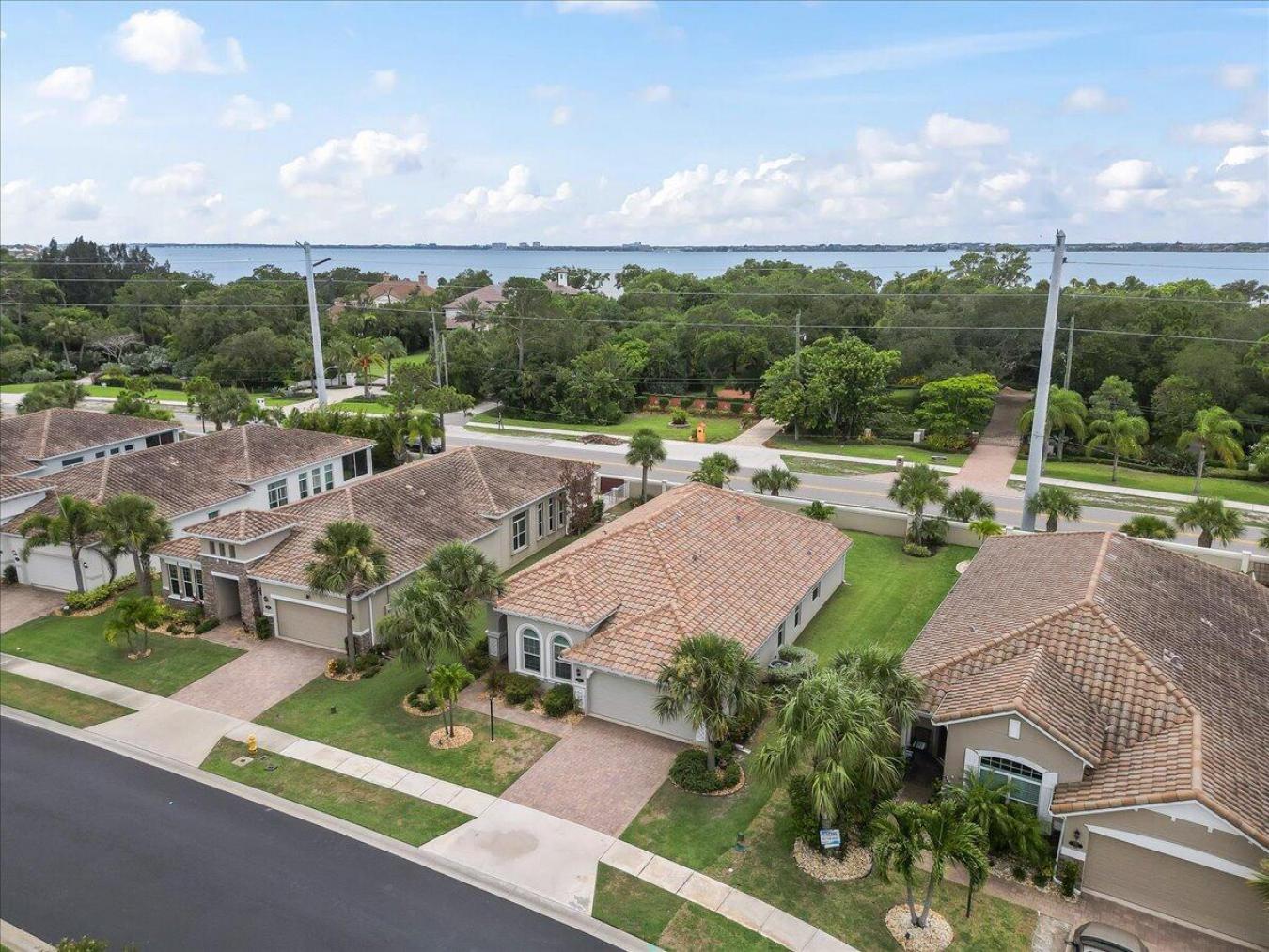 3739 Poseidon, Melbourne, FL, 32903, United States, 4 Bedrooms Bedrooms, ,2 BathroomsBathrooms,Residential,For Sale,3739 Poseidon,1546875