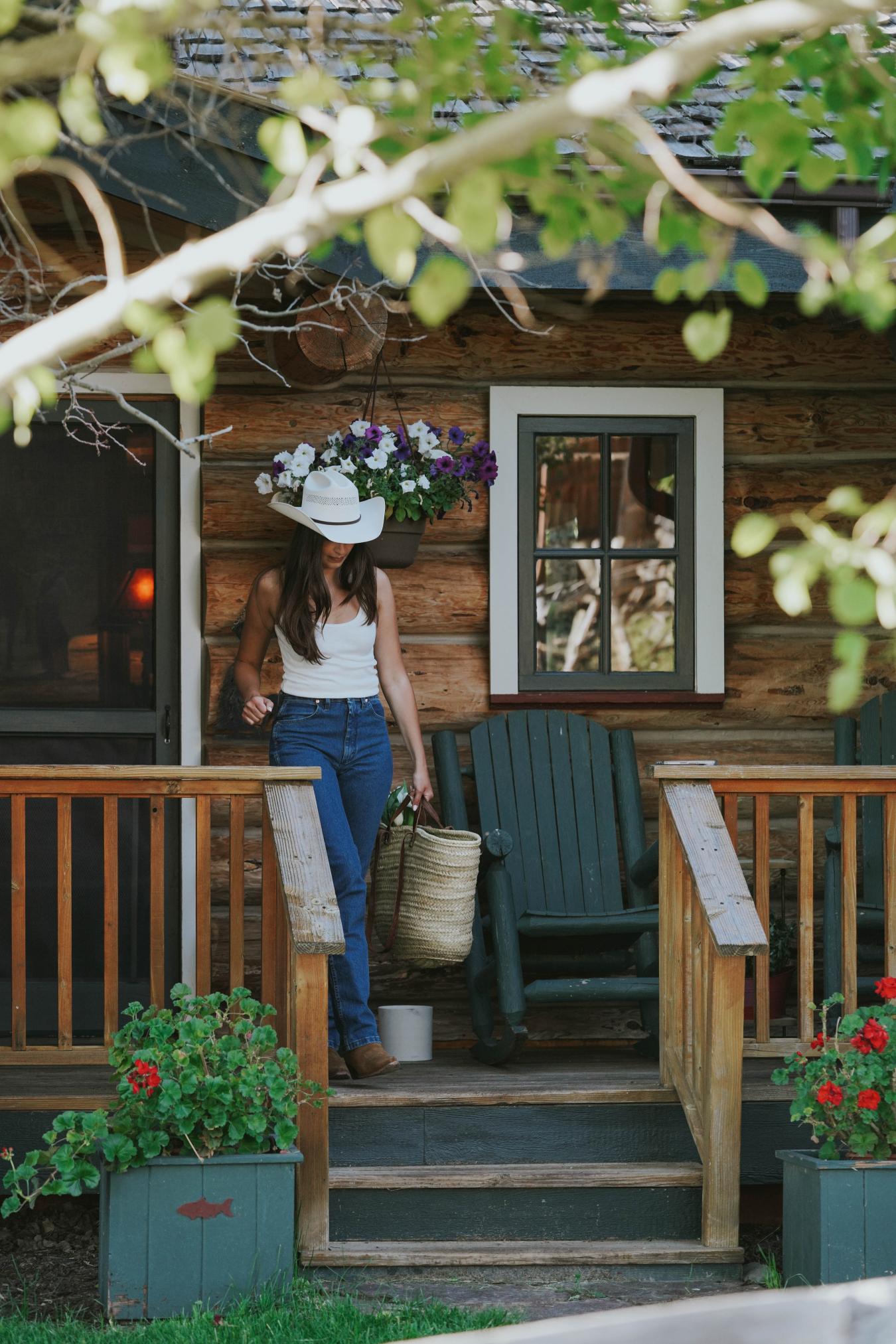 8480 Gooch Hill, Bozman, MT, 59718, United States, 3 Bedrooms Bedrooms, ,2 BathroomsBathrooms,Residential,For Sale,8480 Gooch Hill,1563993