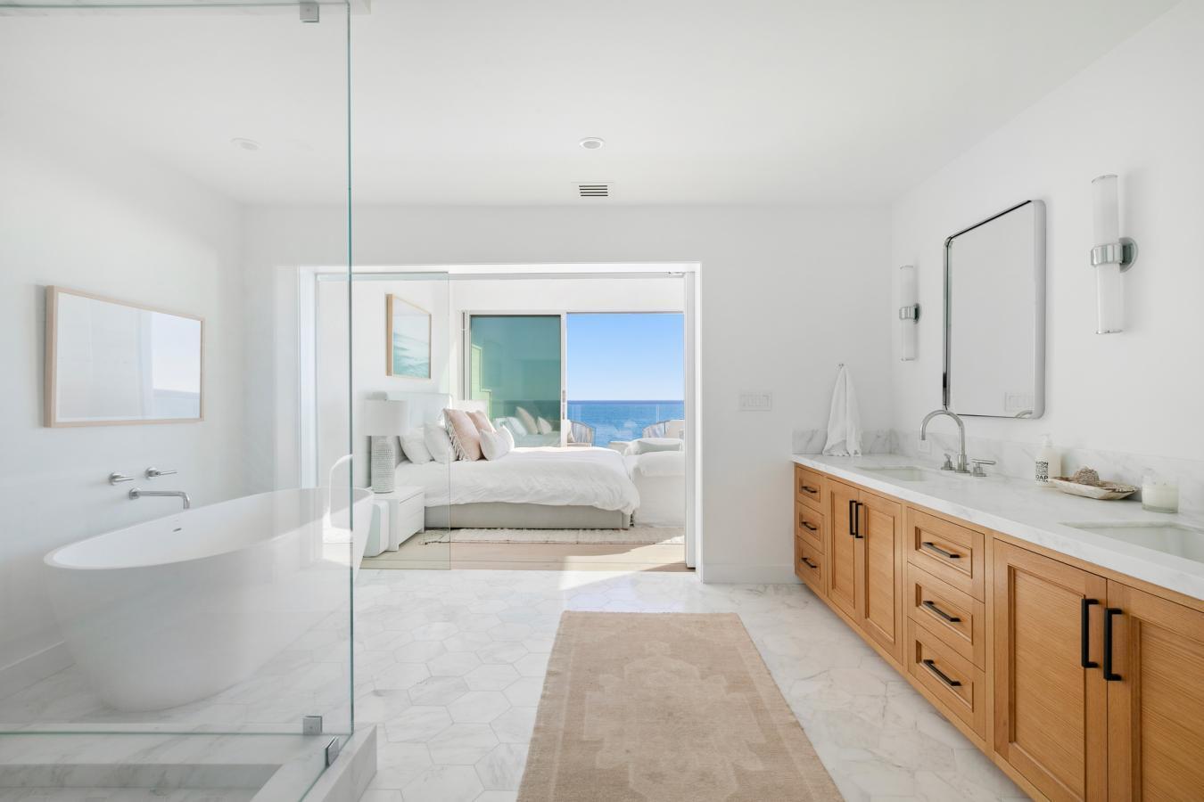 19240 Pacific Coast Hwy, Malibu, CA, 90265, United States, 4 Bedrooms Bedrooms, ,3 BathroomsBathrooms,Residential,For Sale,19240 Pacific Coast Hwy,1548313