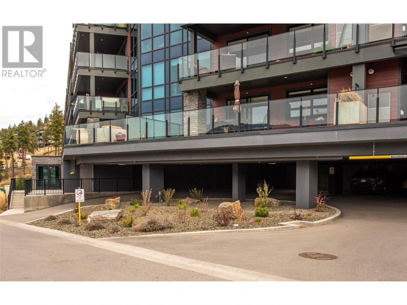 3475 Granite Close Unit# 401, Kelowna, BC, V1V0B9, Canada, 3 Bedrooms Bedrooms, ,Residential,For Sale,3475 Granite Close Unit# 401,1548311