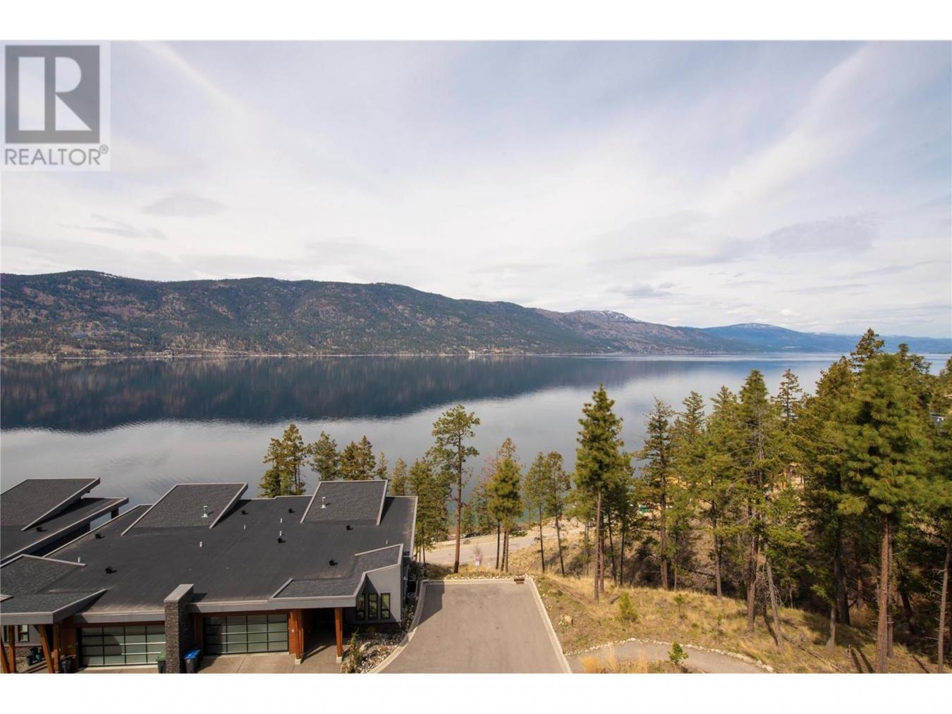 3475 Granite Close Unit# 401, Kelowna, BC, V1V0B9, Canada, 3 Bedrooms Bedrooms, ,Residential,For Sale,3475 Granite Close Unit# 401,1548311