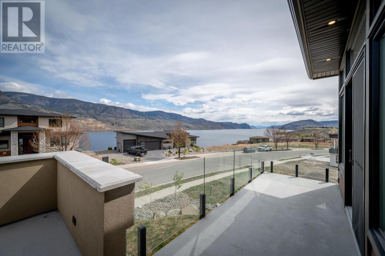 216 HOLLOWAY DRIVE, Tobiano, BC, V1S0B3, Canada, 6 Bedrooms Bedrooms, ,Residential,For Sale,216 HOLLOWAY DRIVE,1548309