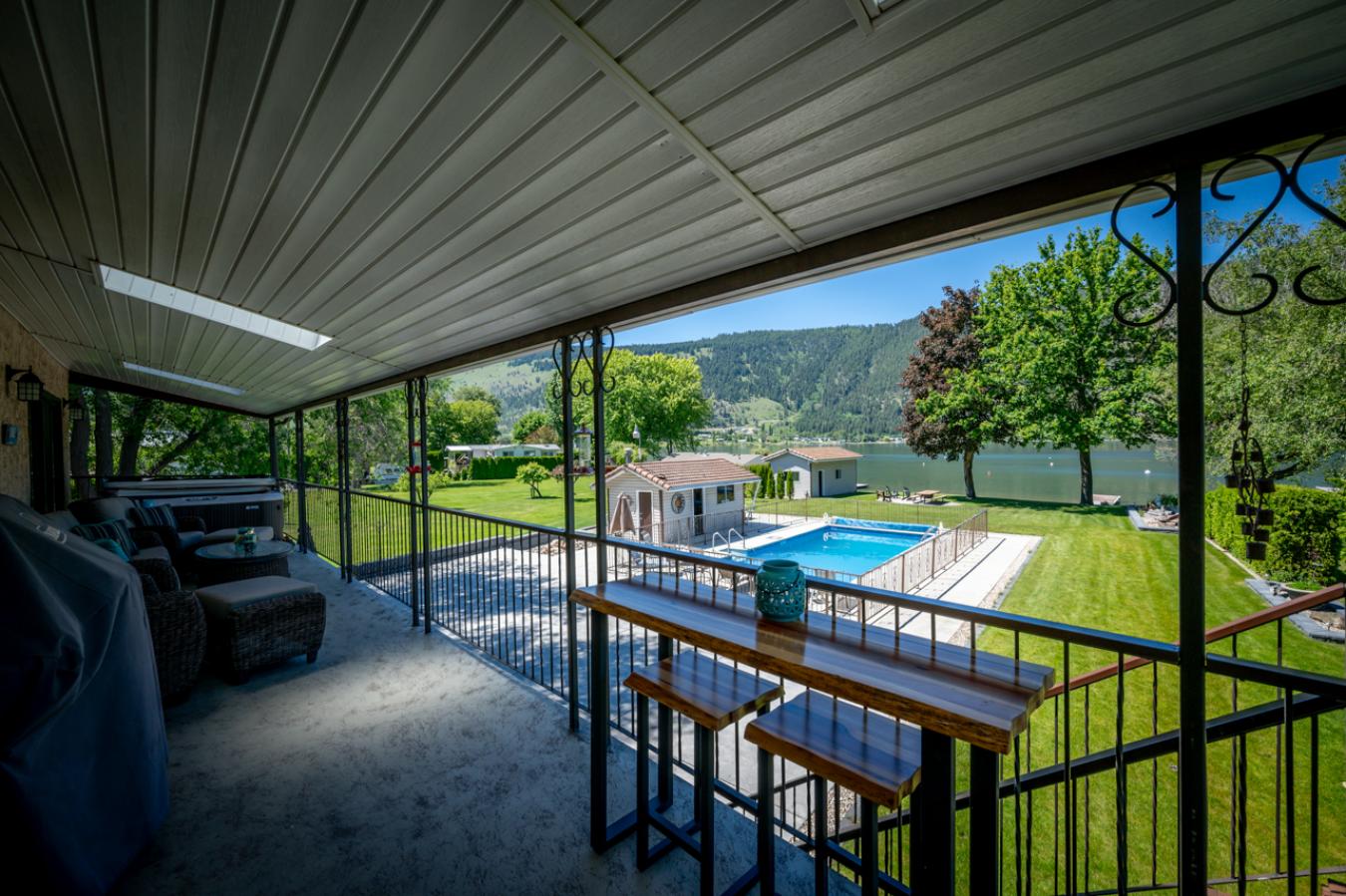 551 Lakeshore Drive, Chase, BC, V0E 1M1, Canada, 3 Bedrooms Bedrooms, ,2 BathroomsBathrooms,Residential,For Sale,551 Lakeshore Drive,1548308