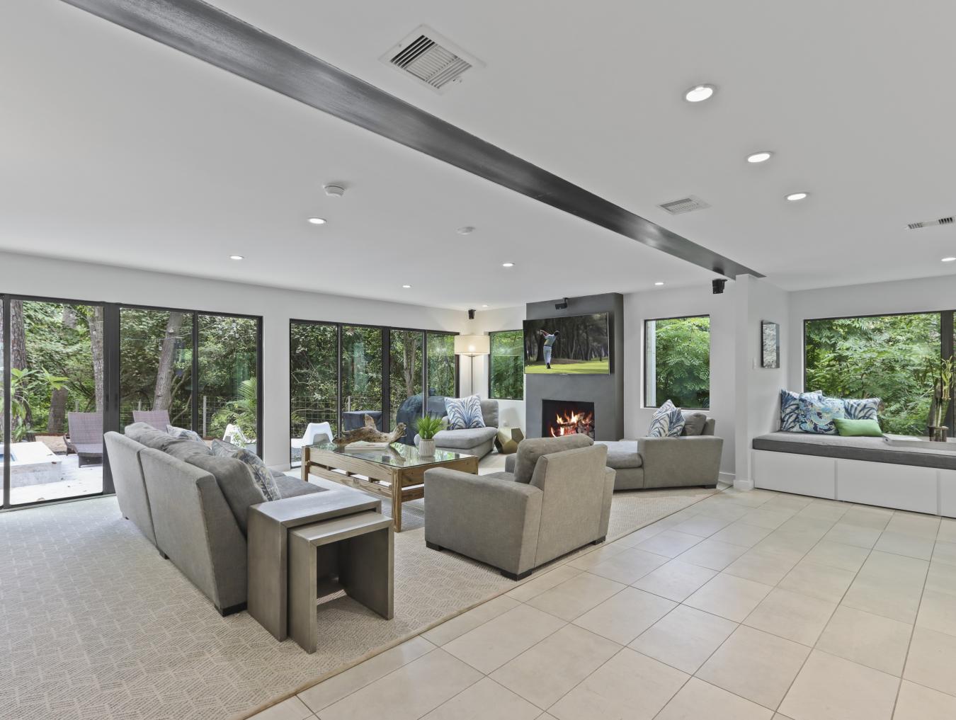 12902 Hermitage Lane, Houston, Texas, 77079, United States, 4 Bedrooms Bedrooms, ,4 BathroomsBathrooms,Residential,For Sale,12902 Hermitage Lane,1569025