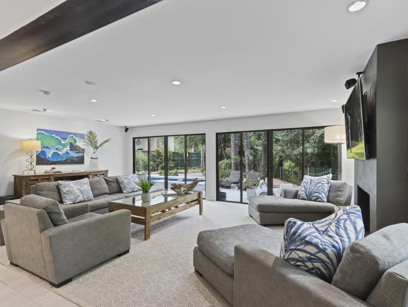 12902 Hermitage Lane, Houston, Texas, 77079, United States, 4 Bedrooms Bedrooms, ,4 BathroomsBathrooms,Residential,For Sale,12902 Hermitage Lane,1569025