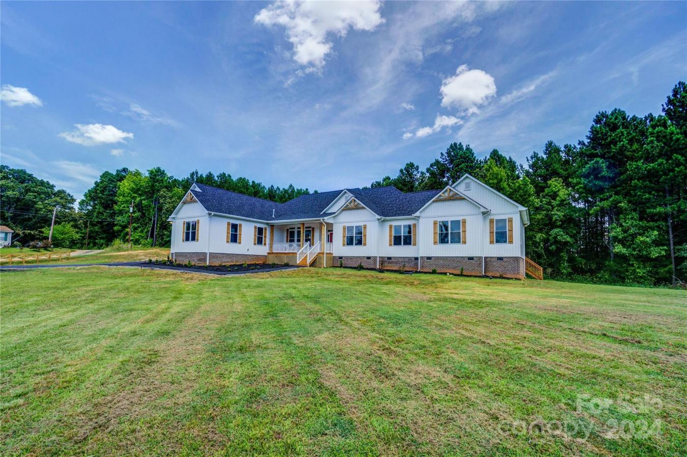 1028 Jw Wilson, Fort Mill, South Carolina, 29715, United States, 5 Bedrooms Bedrooms, ,4 BathroomsBathrooms,Residential,For Sale,1028 Jw Wilson,1553992