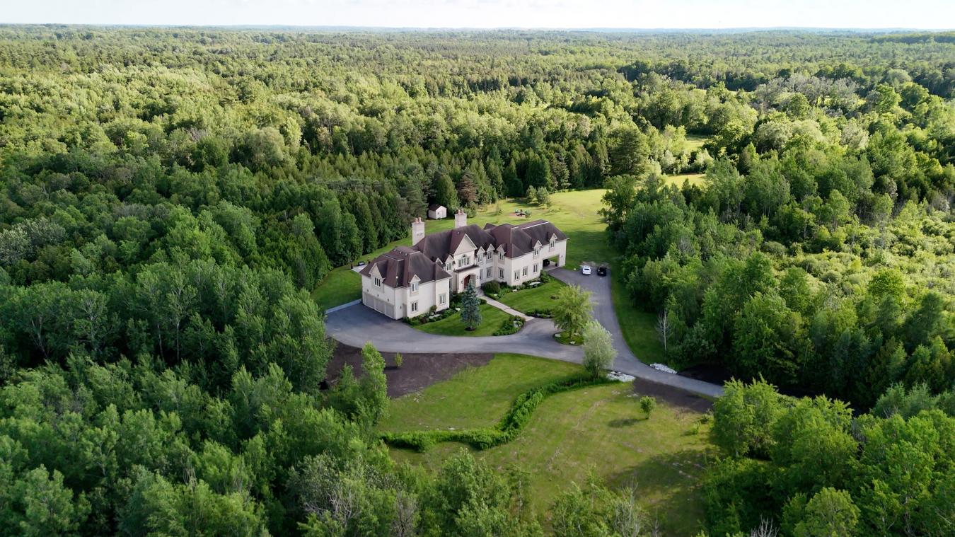 6671 Concession 1, Puslinch, Ontario, N0B 2J0, Canada, 9 Bedrooms Bedrooms, ,6 BathroomsBathrooms,Residential,For Sale,6671 Concession 1,1560061
