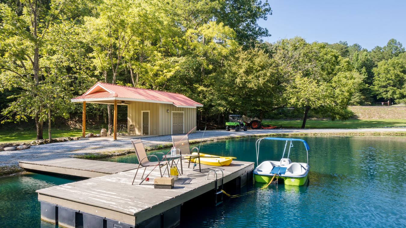 3656 Henry Town Road, Sevierville, Tennessee, 37876, United States, 4 Bedrooms Bedrooms, ,5 BathroomsBathrooms,Residential,For Sale,3656 Henry Town Road,1559860