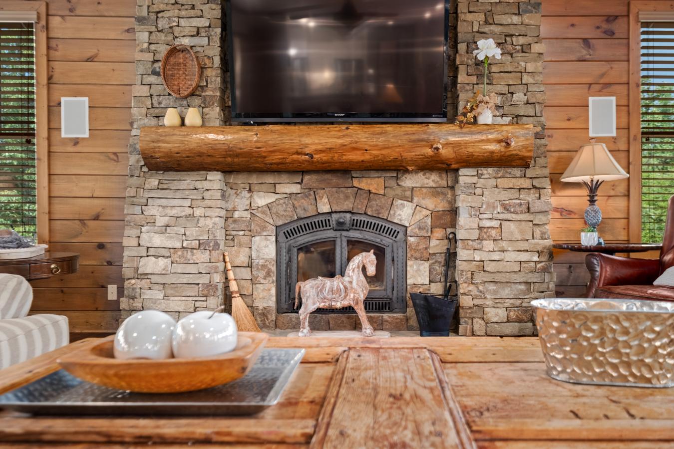 3656 Henry Town Road, Sevierville, Tennessee, 37876, United States, 4 Bedrooms Bedrooms, ,5 BathroomsBathrooms,Residential,For Sale,3656 Henry Town Road,1559860