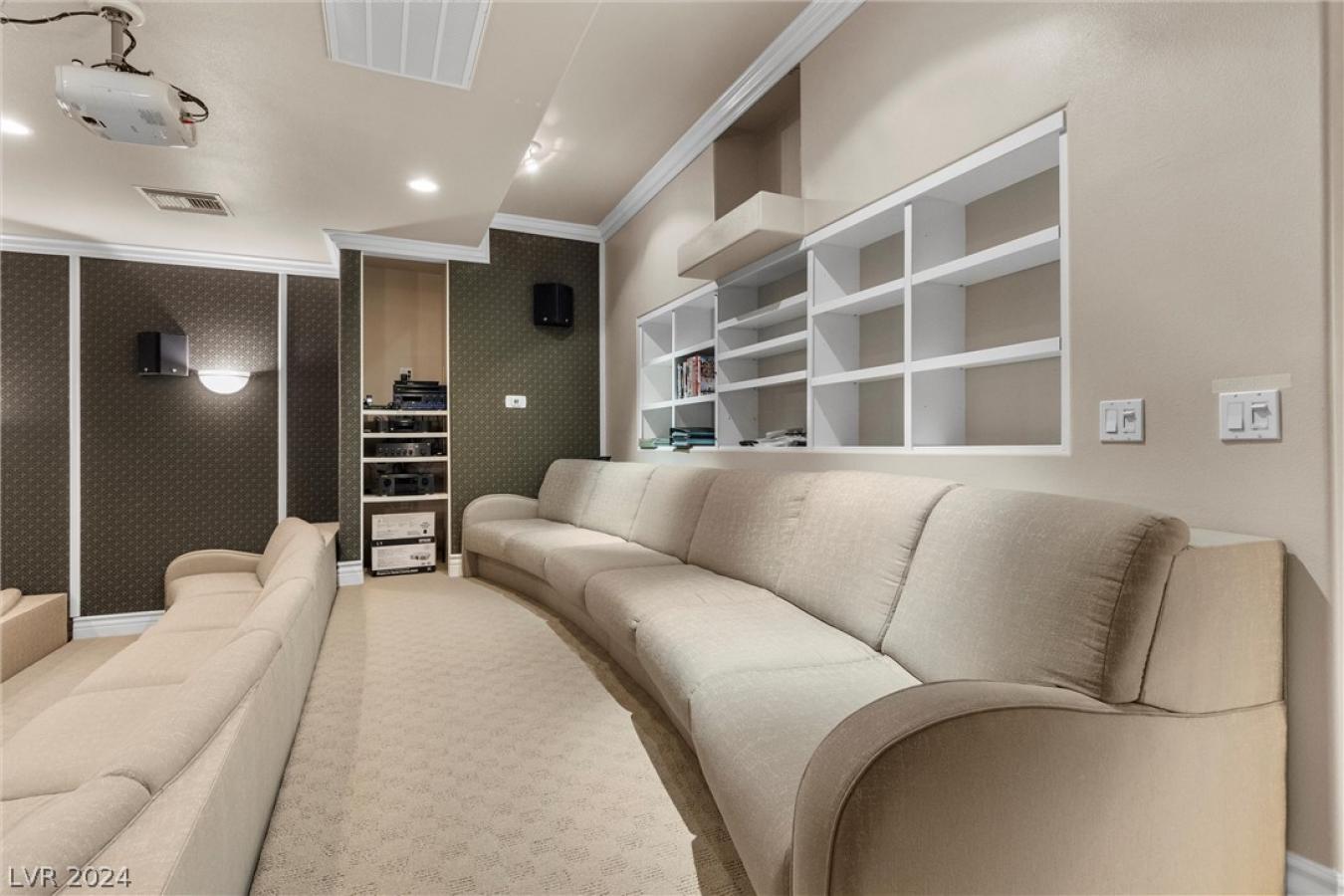 2785 South Monte Cristo Way, Las Vegas, NV, 89117, United States, 10 Bedrooms Bedrooms, ,7 BathroomsBathrooms,Residential,For Sale,2785 South Monte Cristo Way,1559982