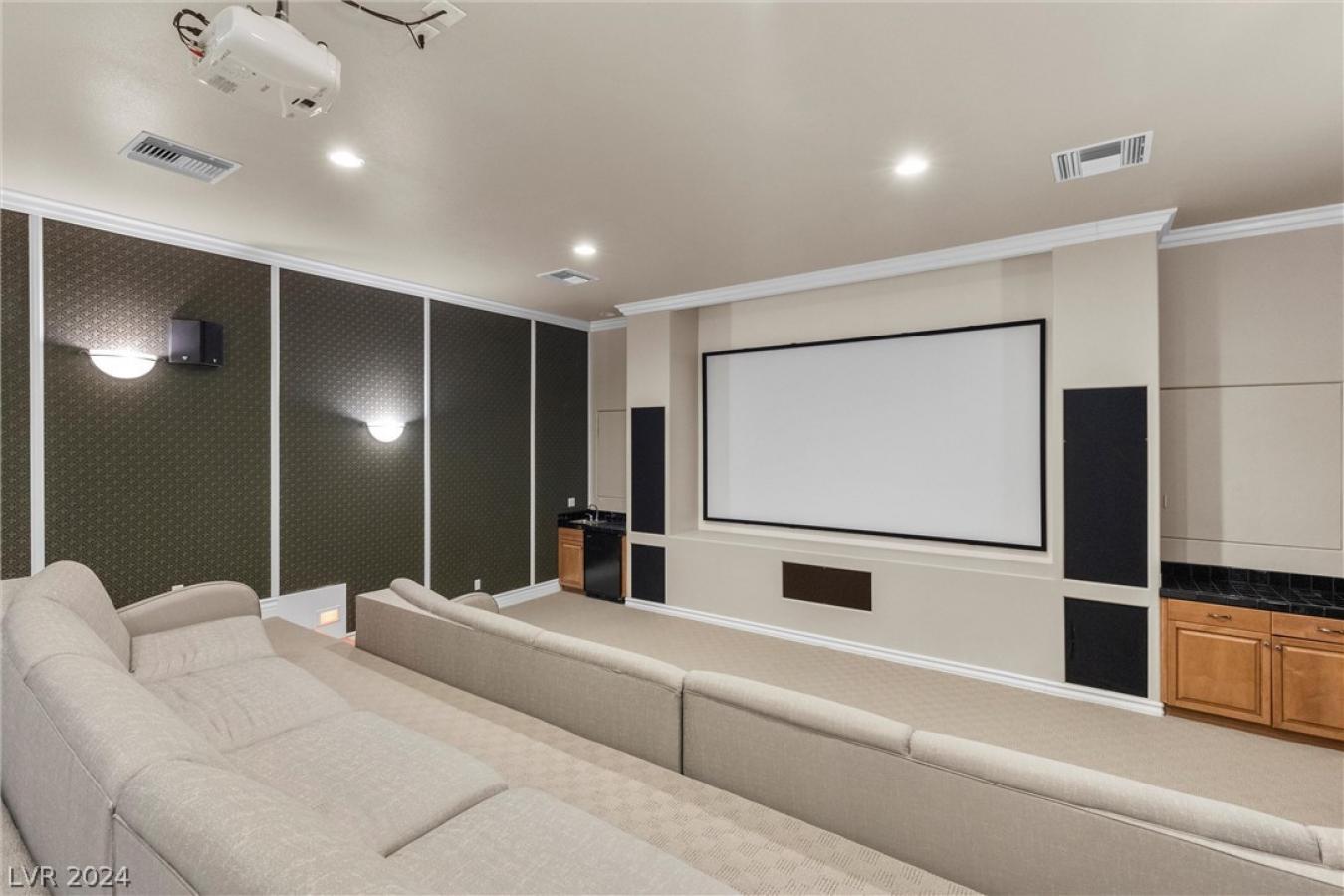 2785 South Monte Cristo Way, Las Vegas, NV, 89117, United States, 10 Bedrooms Bedrooms, ,7 BathroomsBathrooms,Residential,For Sale,2785 South Monte Cristo Way,1559982