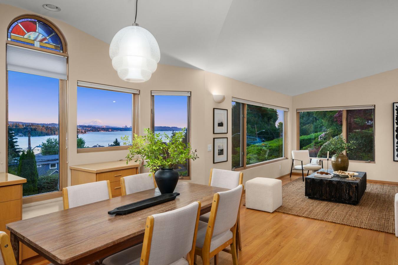 8538 NE Juanita Drive, Kirkland, Washington, 98034, United States, 4 Bedrooms Bedrooms, ,3 BathroomsBathrooms,Residential,For Sale,8538 NE Juanita Drive,1565165