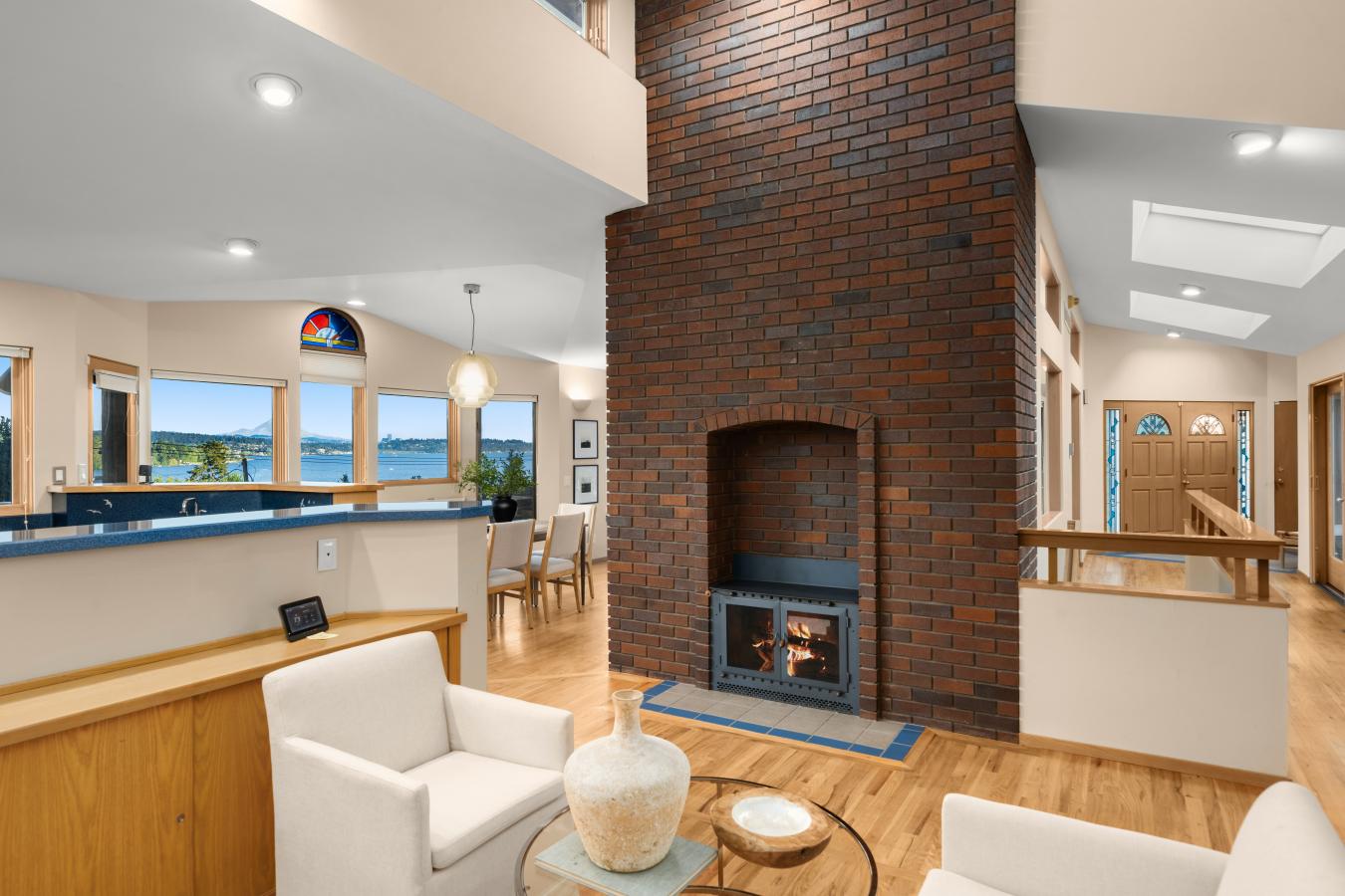 8538 NE Juanita Drive, Kirkland, Washington, 98034, United States, 4 Bedrooms Bedrooms, ,3 BathroomsBathrooms,Residential,For Sale,8538 NE Juanita Drive,1565165