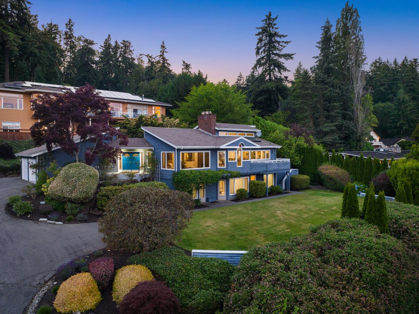 8538 NE Juanita Drive, Kirkland, Washington, 98034, United States, 4 Bedrooms Bedrooms, ,3 BathroomsBathrooms,Residential,For Sale,8538 NE Juanita Drive,1565165