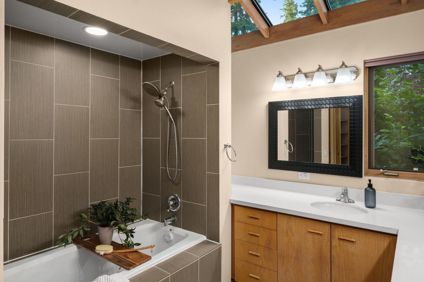 8538 NE Juanita Drive, Kirkland, Washington, 98034, United States, 4 Bedrooms Bedrooms, ,3 BathroomsBathrooms,Residential,For Sale,8538 NE Juanita Drive,1565165