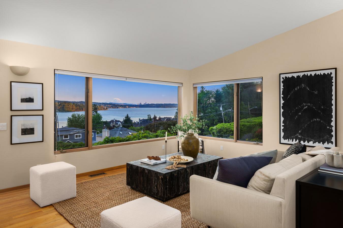 8538 NE Juanita Drive, Kirkland, Washington, 98034, United States, 4 Bedrooms Bedrooms, ,3 BathroomsBathrooms,Residential,For Sale,8538 NE Juanita Drive,1565165