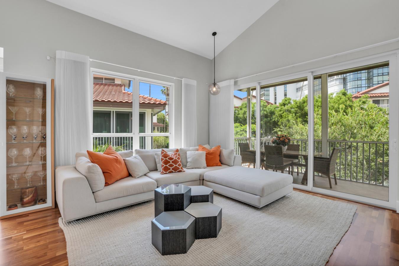 4727 Villa Mare Lane, Naples, FL, 34101, United States, 3 Bedrooms Bedrooms, ,4 BathroomsBathrooms,Residential,For Sale,4727 Villa Mare Lane,1563944