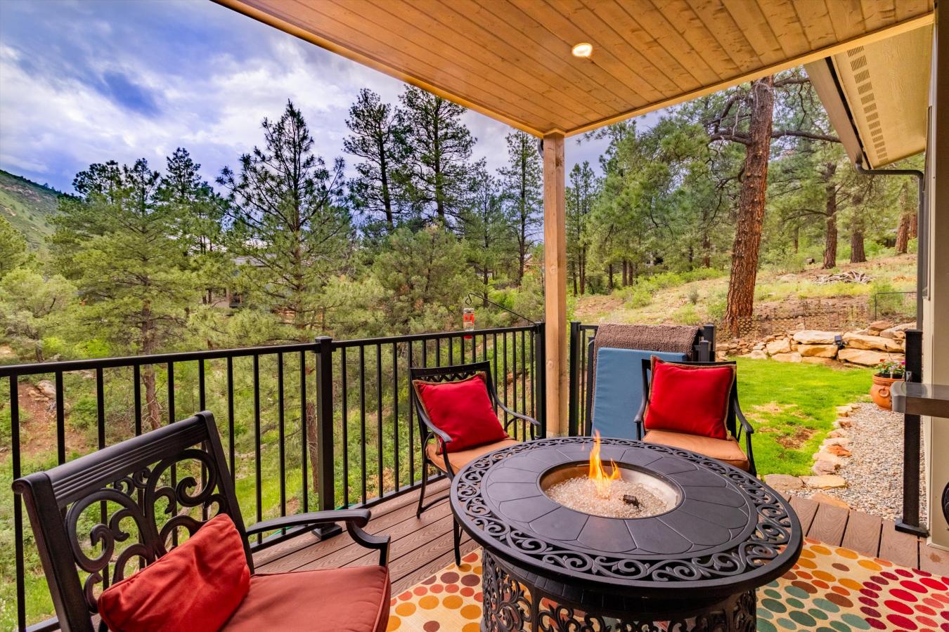 51 Yucca Ct, Durango, CO, 81301, United States, 3 Bedrooms Bedrooms, ,3 BathroomsBathrooms,Residential,For Sale,51 Yucca Ct,1563942