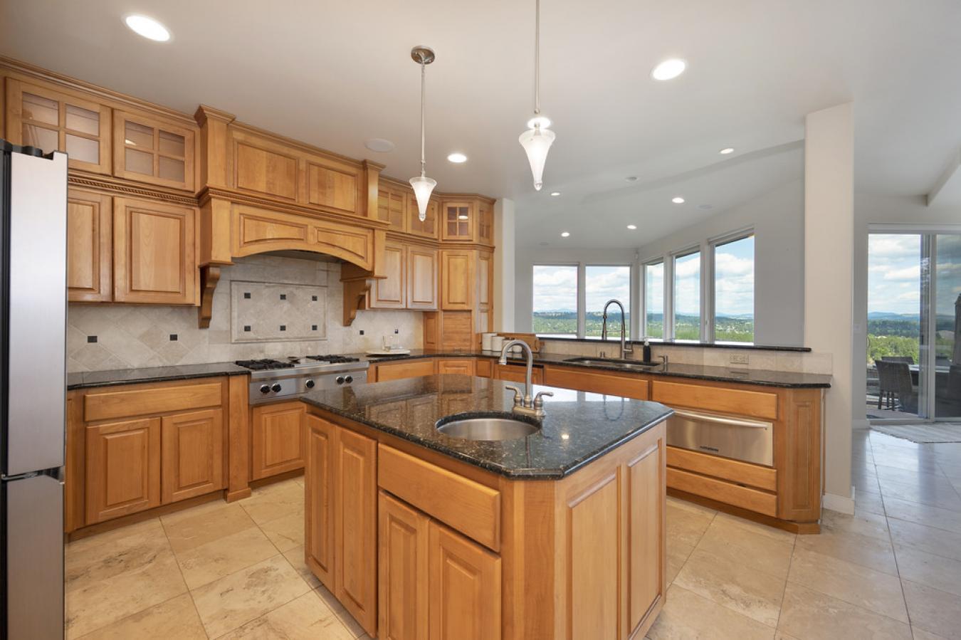 4908 N Indian Bluff Ln, Spokane, WA, 99224, United States, 4 Bedrooms Bedrooms, ,3 BathroomsBathrooms,Residential,For Sale,4908 N Indian Bluff Ln,1564788