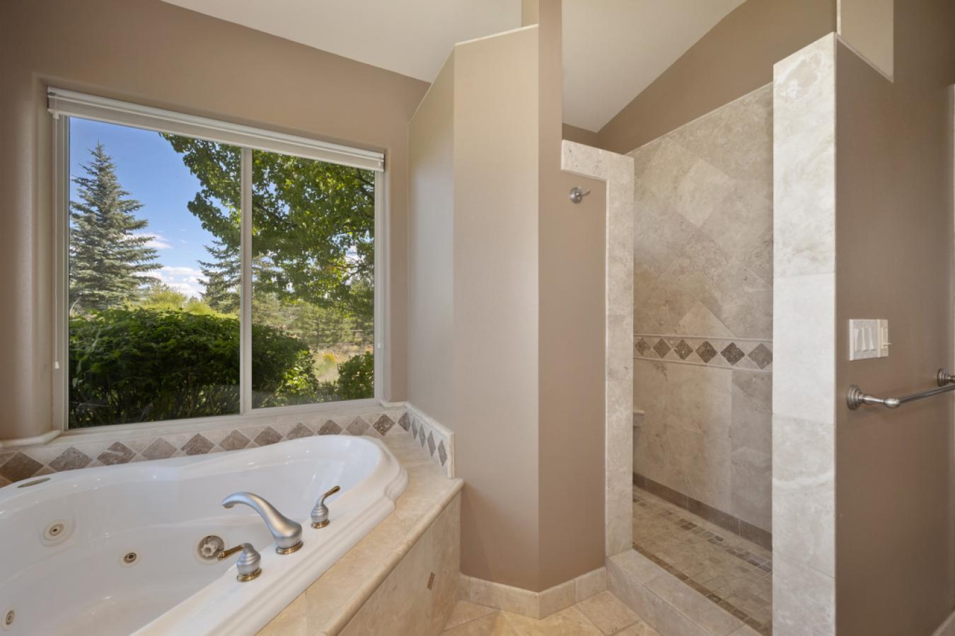 4908 N Indian Bluff Ln, Spokane, WA, 99224, United States, 4 Bedrooms Bedrooms, ,3 BathroomsBathrooms,Residential,For Sale,4908 N Indian Bluff Ln,1564788