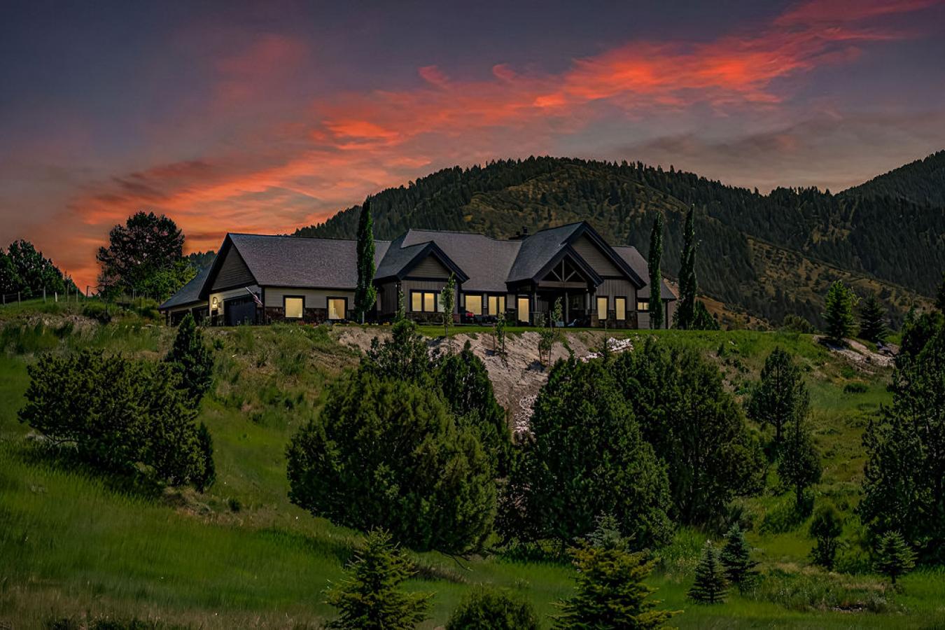 92 Swan Valley Meadows Drive, Swan Valley, ID, 83449, United States, 3 Bedrooms Bedrooms, ,4 BathroomsBathrooms,Residential,For Sale,92 Swan Valley Meadows Drive,1564770