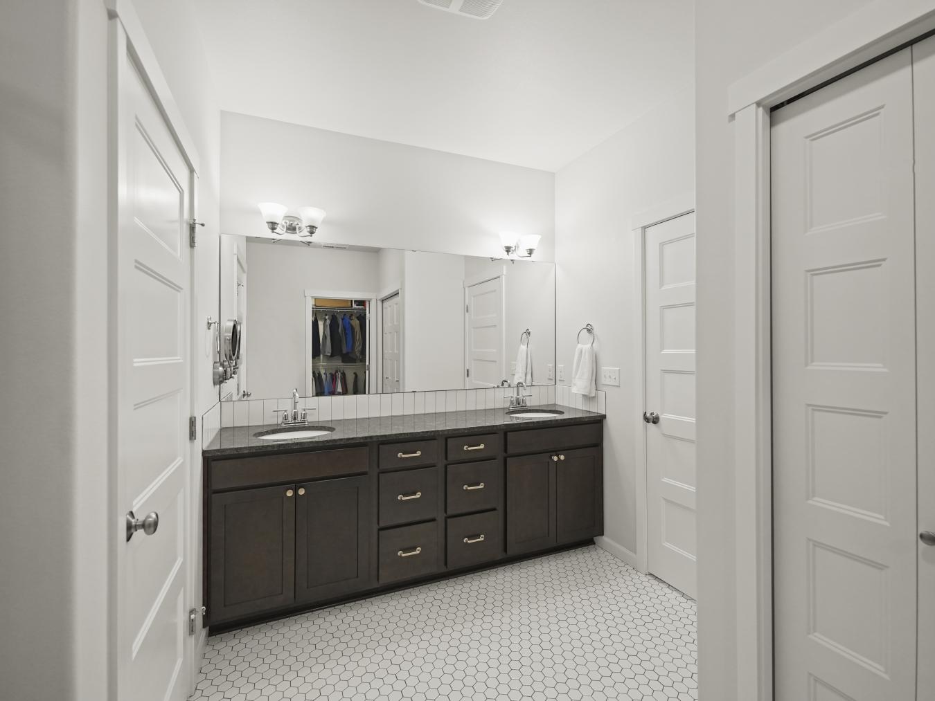 12816 Frazier Heights Loop, Burlington, WA, 98233, United States, 4 Bedrooms Bedrooms, ,3 BathroomsBathrooms,Residential,For Sale,12816 Frazier Heights Loop,1566022