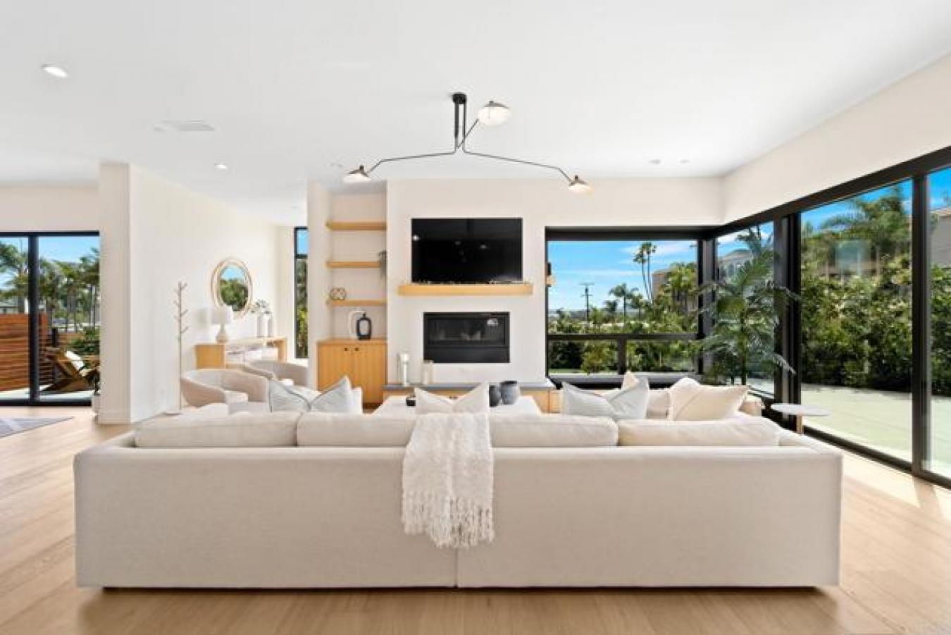 2110 Missouri Street, San Diego, CA, 92109, United States, 4 Bedrooms Bedrooms, ,3 BathroomsBathrooms,Residential,For Sale,2110 Missouri Street,1565995