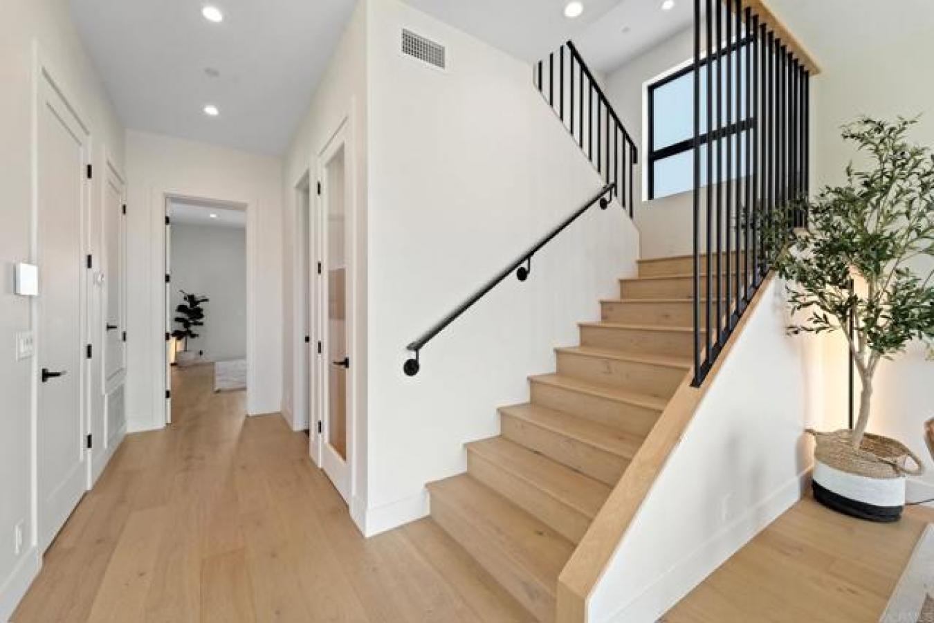 2110 Missouri Street, San Diego, CA, 92109, United States, 4 Bedrooms Bedrooms, ,3 BathroomsBathrooms,Residential,For Sale,2110 Missouri Street,1565995