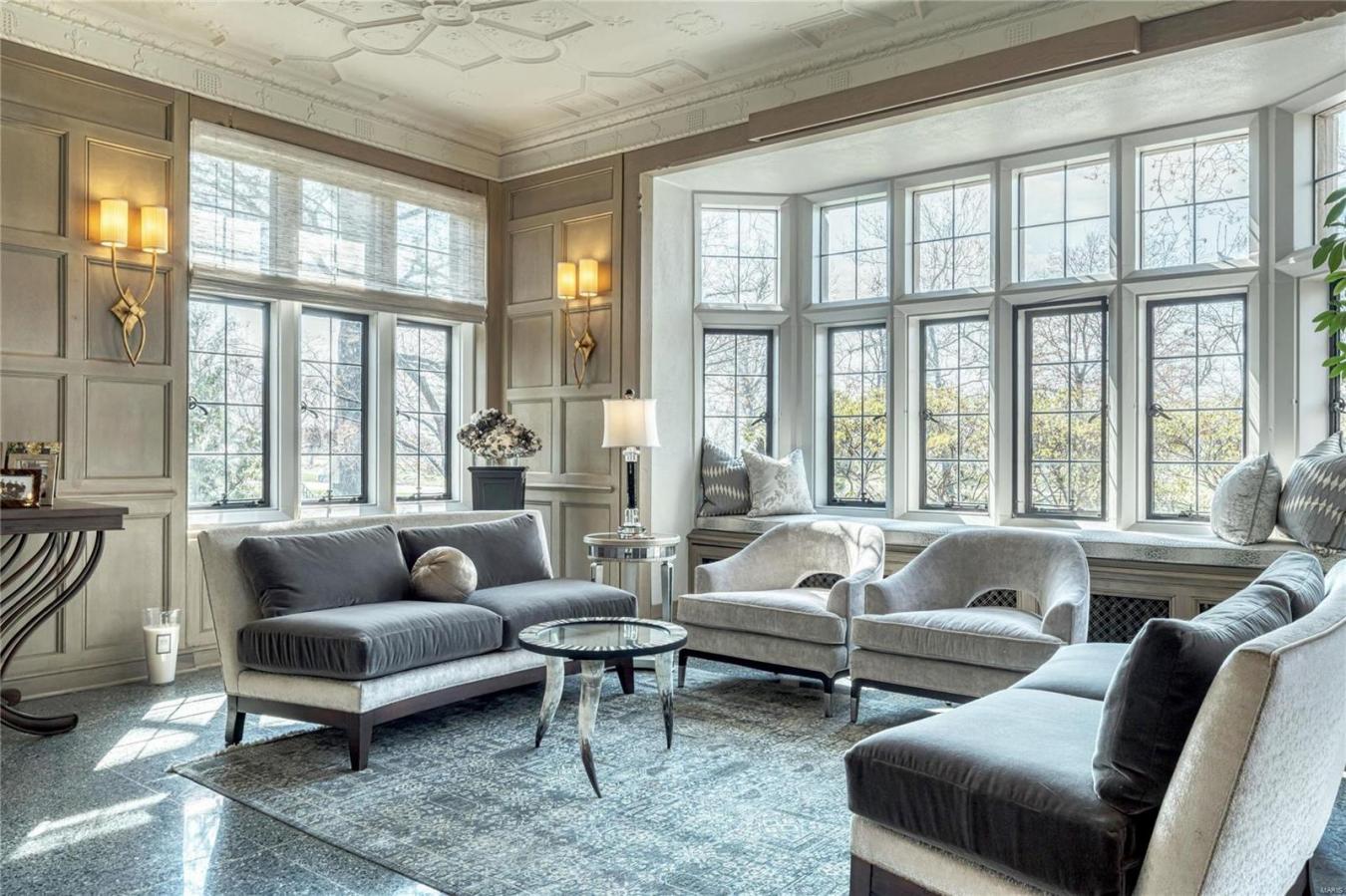 5795 Lindell, St Louis, MO, 63112, United States, 6 Bedrooms Bedrooms, ,6 BathroomsBathrooms,Residential,For Sale,5795 Lindell,1565955