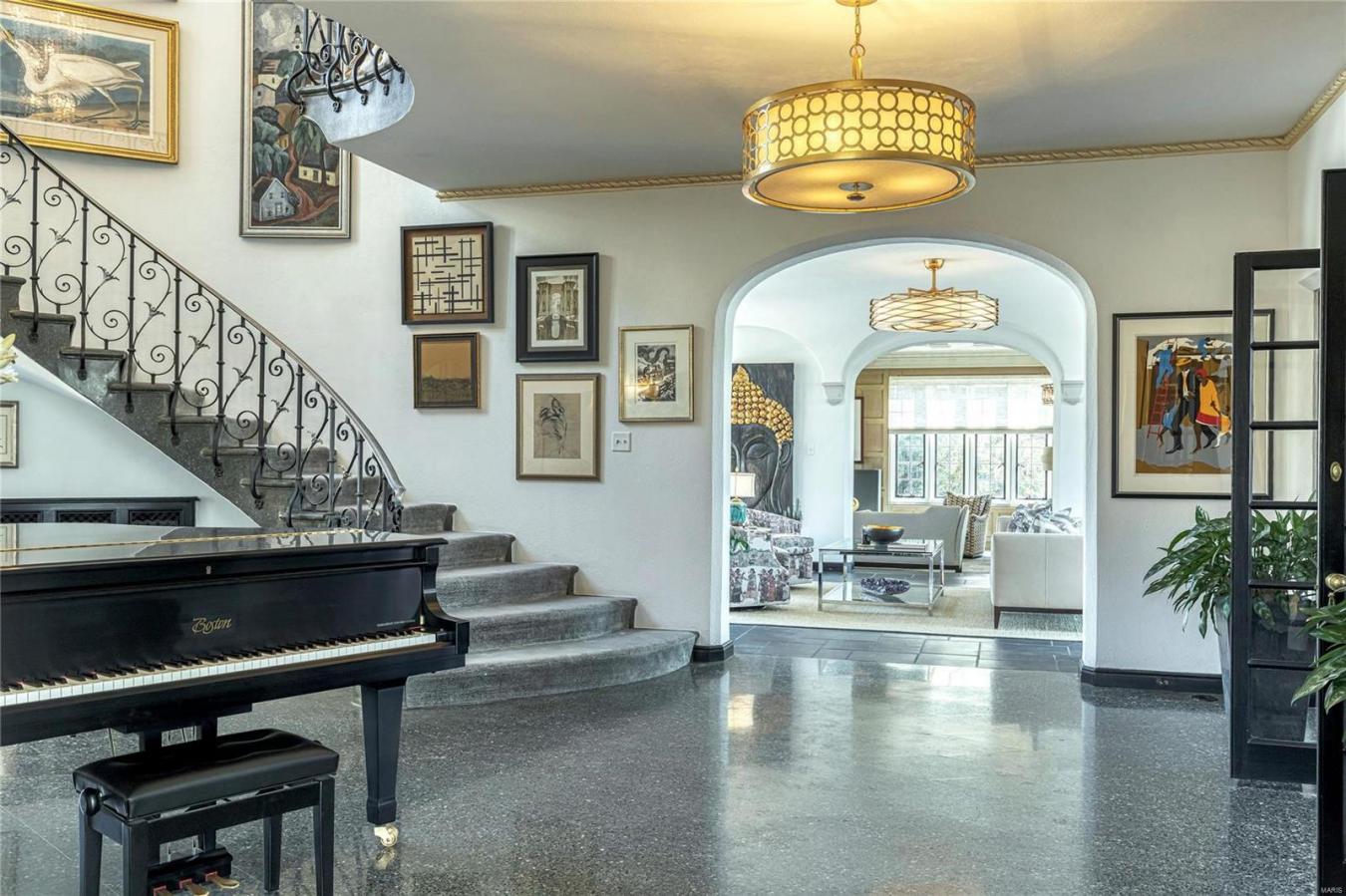 5795 Lindell, St Louis, MO, 63112, United States, 6 Bedrooms Bedrooms, ,6 BathroomsBathrooms,Residential,For Sale,5795 Lindell,1565955