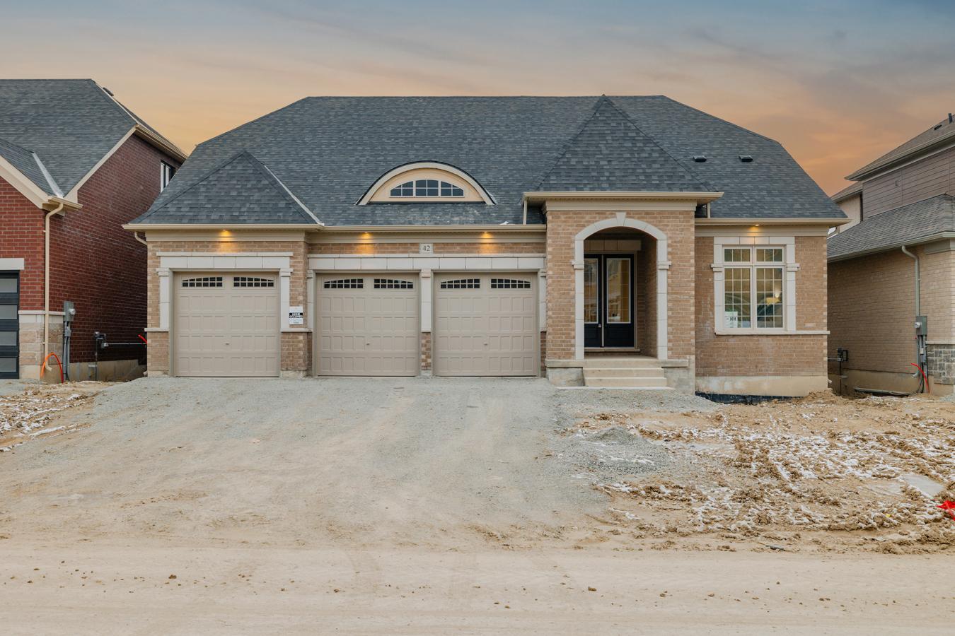 42 Magnolia Avenue, Colgan, ON, L0G 1W0, Canada, 4 Bedrooms Bedrooms, ,4 BathroomsBathrooms,Residential,For Sale,42 Magnolia Avenue,1569006