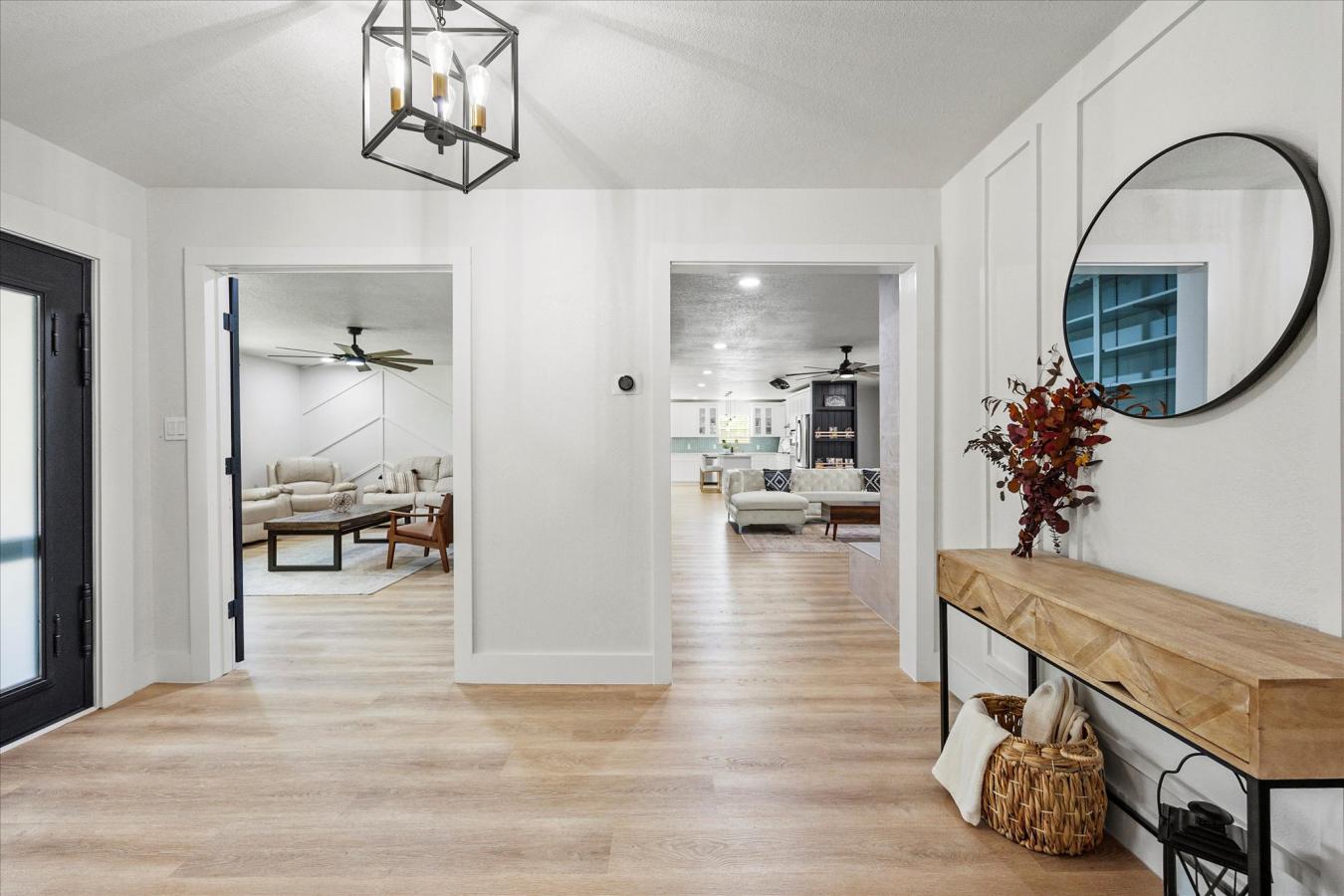 716 Koen Lane, Euless, TX, 76040, United States, 5 Bedrooms Bedrooms, ,4 BathroomsBathrooms,Residential,For Sale,716 Koen Lane,1568973