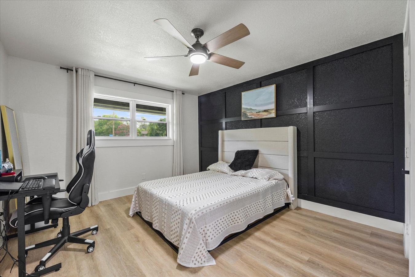 716 Koen Lane, Euless, TX, 76040, United States, 5 Bedrooms Bedrooms, ,4 BathroomsBathrooms,Residential,For Sale,716 Koen Lane,1568973