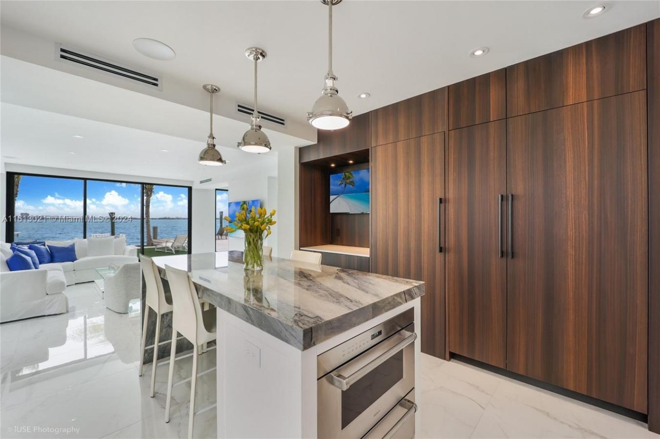 1001 N Venetian Drive, Miami, Florida, 33139, United States, 5 Bedrooms Bedrooms, ,5 BathroomsBathrooms,Residential,For Sale,1001 N Venetian Drive,1568929