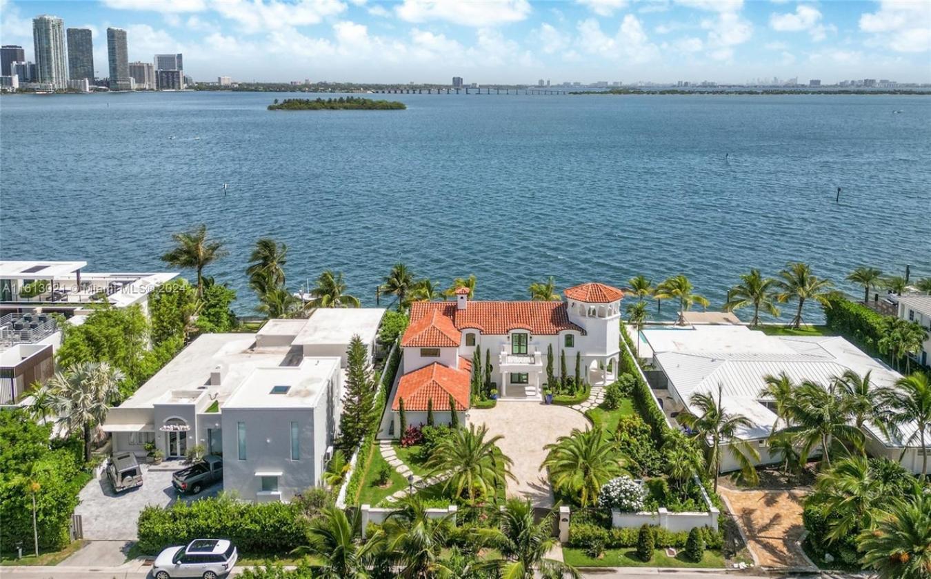 1001 N Venetian Drive, Miami, Florida, 33139, United States, 5 Bedrooms Bedrooms, ,5 BathroomsBathrooms,Residential,For Sale,1001 N Venetian Drive,1568929