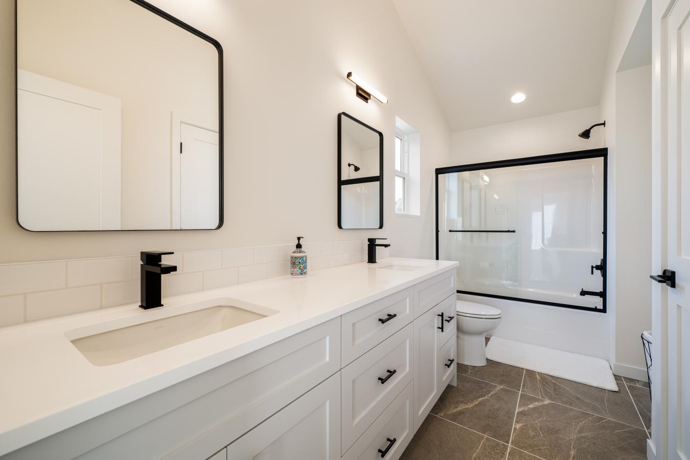 259 Bobcat Lane, Chelan, WA, 98816, United States, 4 Bedrooms Bedrooms, ,3 BathroomsBathrooms,Residential,For Sale,259 Bobcat Lane,1568914