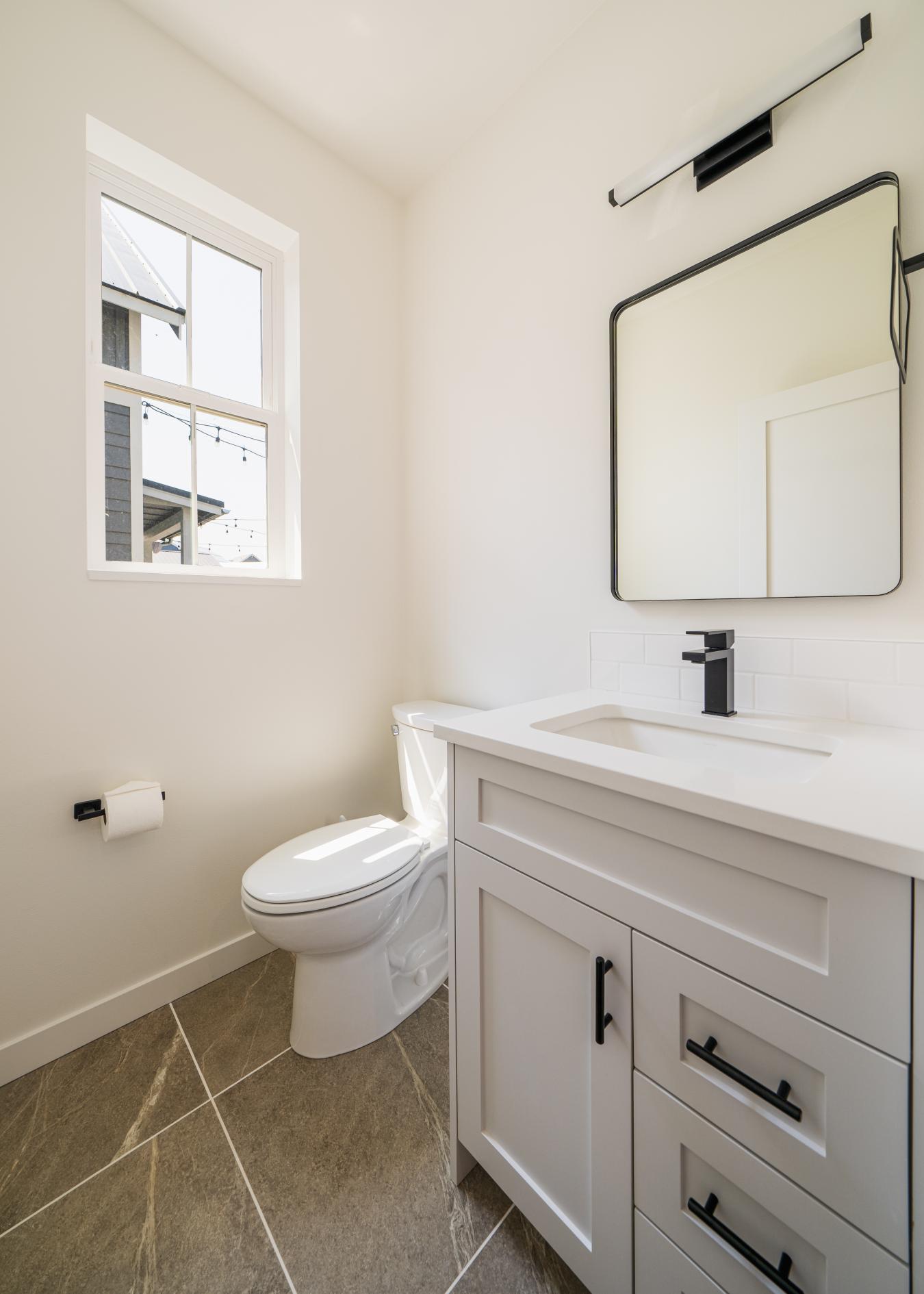 259 Bobcat Lane, Chelan, WA, 98816, United States, 4 Bedrooms Bedrooms, ,3 BathroomsBathrooms,Residential,For Sale,259 Bobcat Lane,1568914