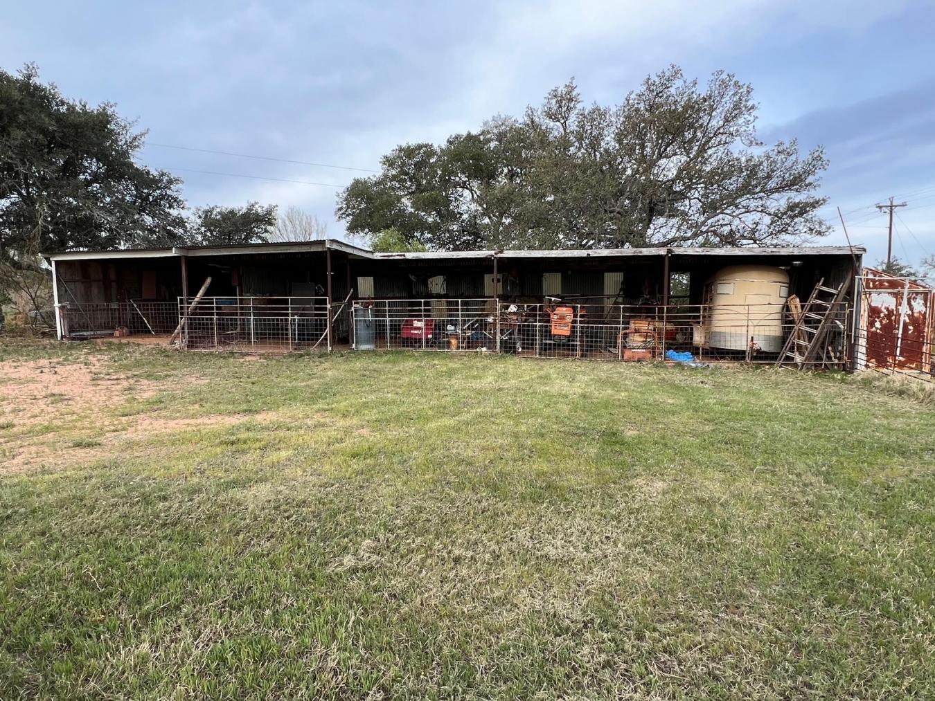 12041 W Ranch Road 152, Llano, TX, 78643, United States, 5 Bedrooms Bedrooms, ,3 BathroomsBathrooms,Residential,For Sale,12041 W Ranch Road 152,1568841