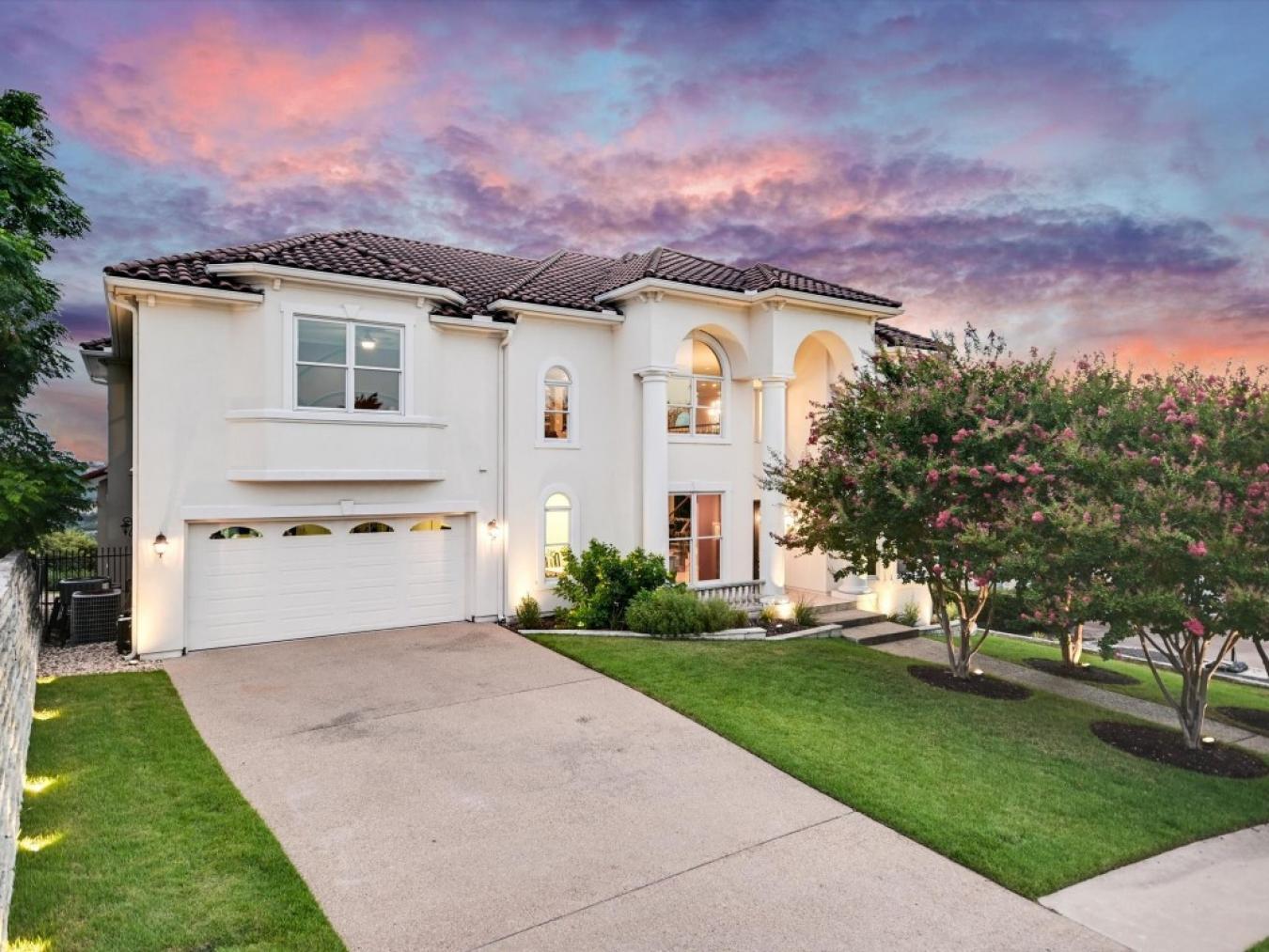 6809 Valburn Drive, Austin, TX, 78731, United States, 5 Bedrooms Bedrooms, ,5 BathroomsBathrooms,Residential,For Sale,6809 Valburn Drive,1570286