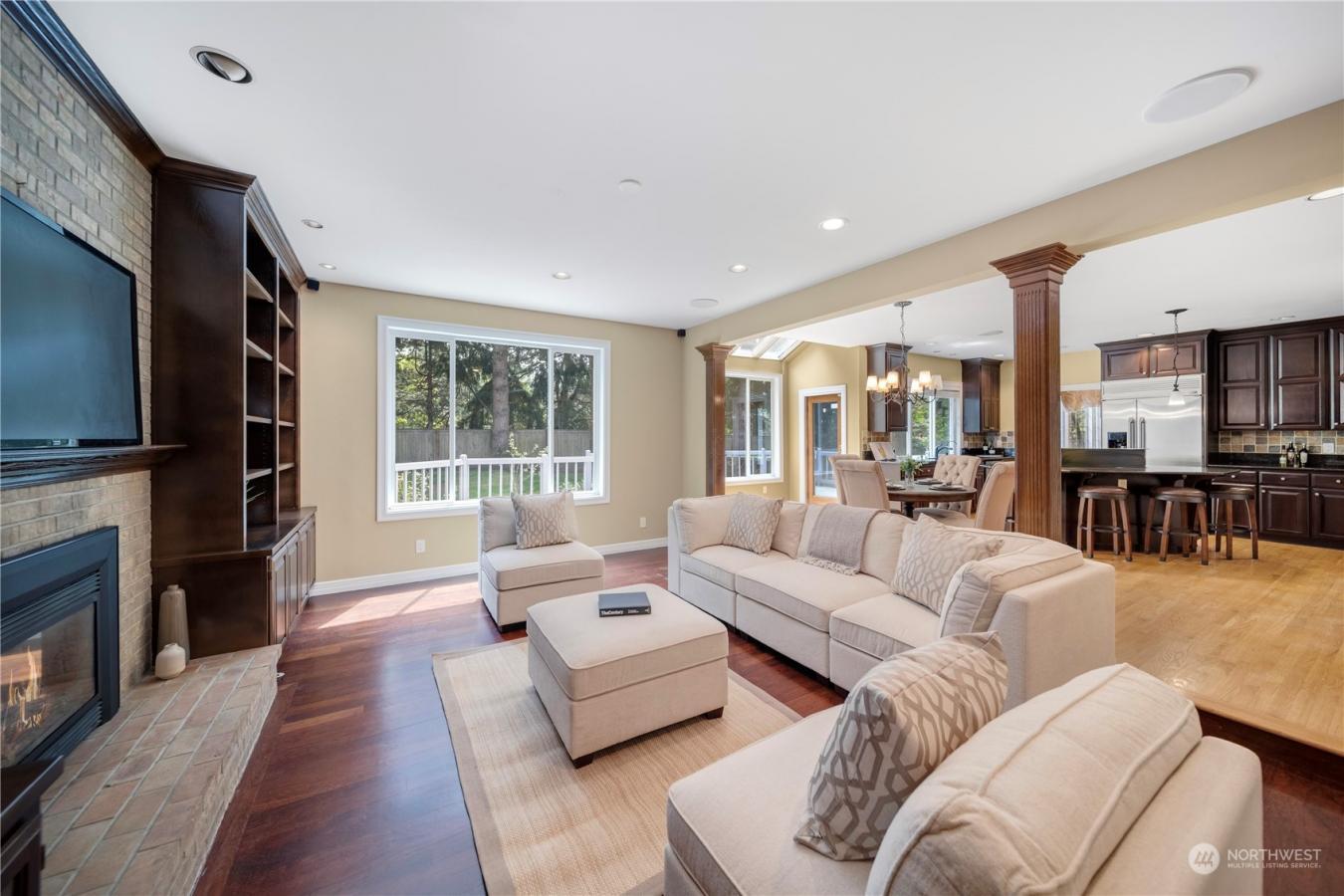 6576 163rd Place SE, Bellevue, WA, 98006, United States, 4 Bedrooms Bedrooms, ,2 BathroomsBathrooms,Residential,For Sale,6576 163rd Place SE,1570282