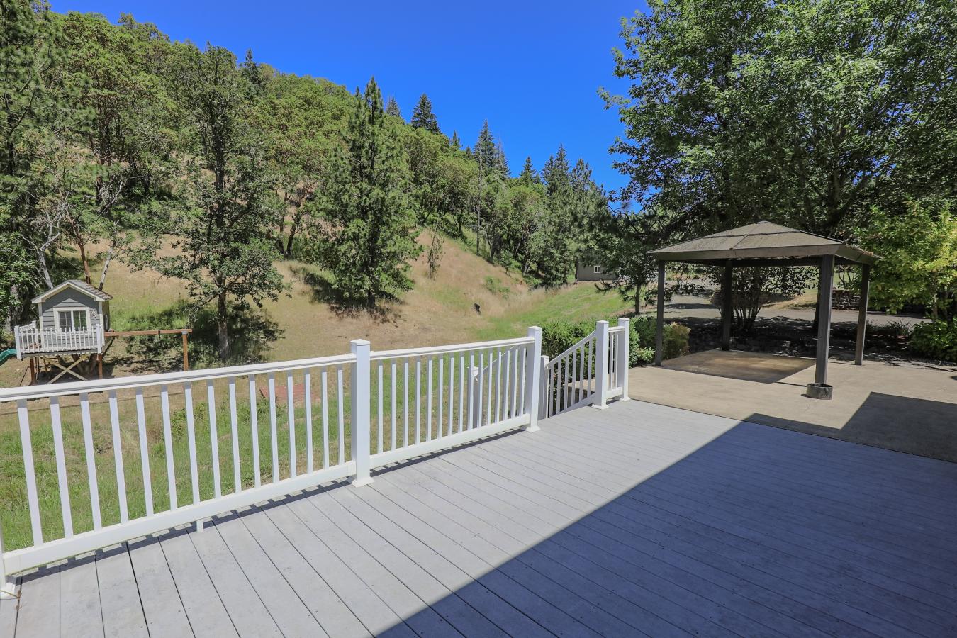 1040 Arcadia Dr, Roseburg, OR, 97471, United States, 4 Bedrooms Bedrooms, ,2 BathroomsBathrooms,Residential,For Sale,1040 Arcadia Dr,1573696