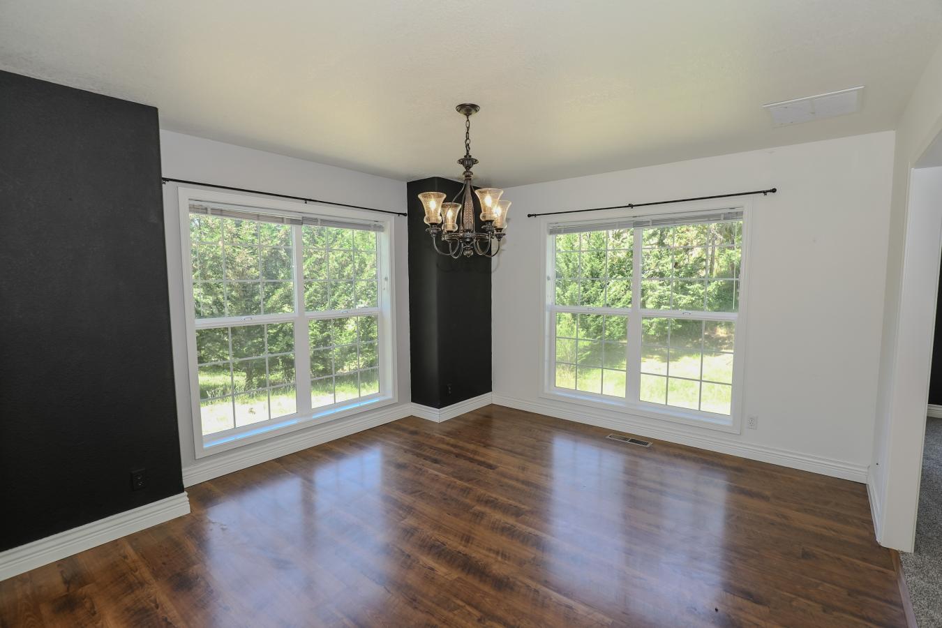 1040 Arcadia Dr, Roseburg, OR, 97471, United States, 4 Bedrooms Bedrooms, ,2 BathroomsBathrooms,Residential,For Sale,1040 Arcadia Dr,1573696