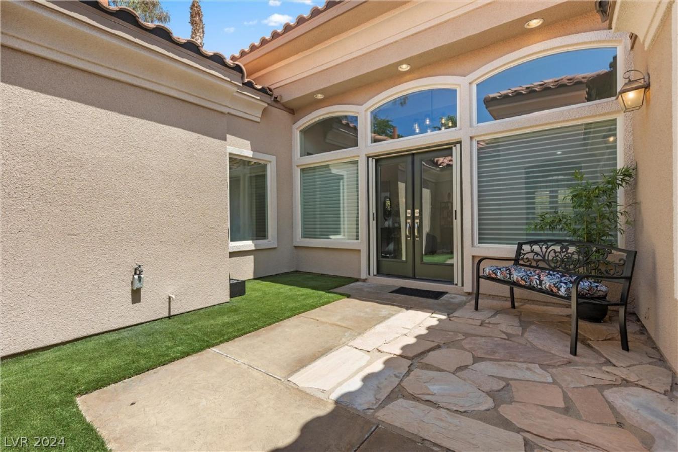 Henderson, Nevada, 89052, United States, 4 Bedrooms Bedrooms, ,2 BathroomsBathrooms,Residential,For Sale,1995526