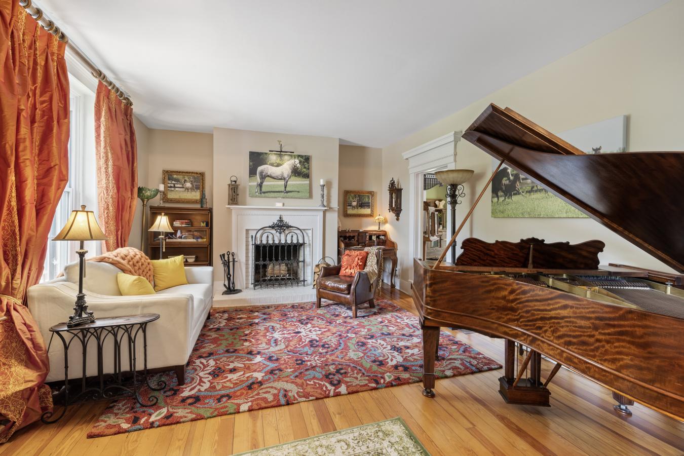 575 Moody Pike, Shelbyville, KY, 40065, United States, 5 Bedrooms Bedrooms, ,3 BathroomsBathrooms,Residential,For Sale,575 Moody Pike,1574275