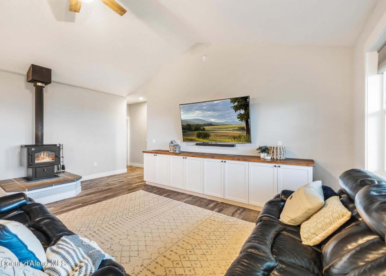 609 Grouse Mountain Road, Sagle, Idaho, 83860, United States, 5 Bedrooms Bedrooms, ,3 BathroomsBathrooms,Residential,For Sale,609 Grouse Mountain Road,1574259