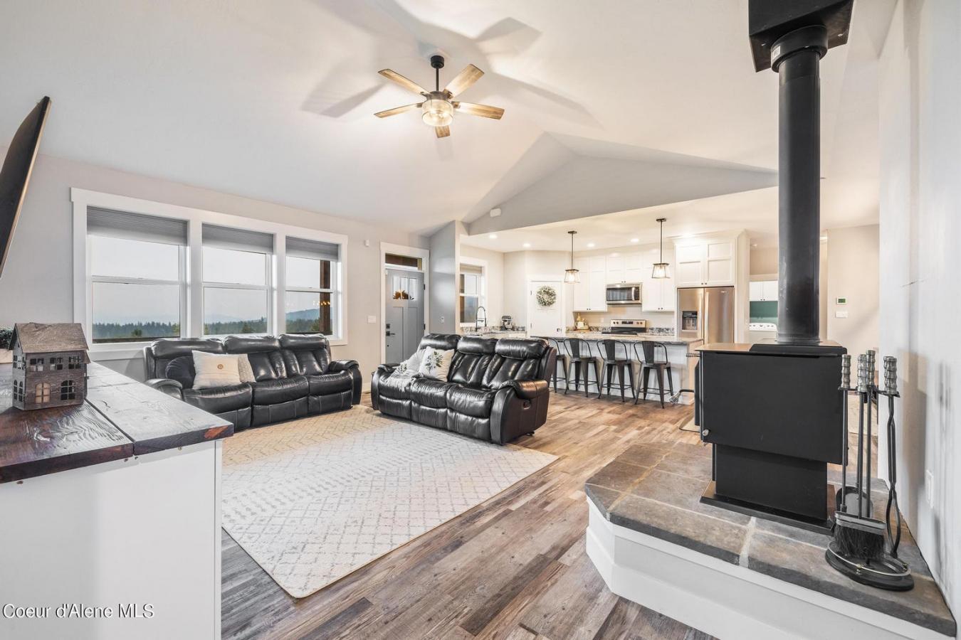 609 Grouse Mountain Road, Sagle, Idaho, 83860, United States, 5 Bedrooms Bedrooms, ,3 BathroomsBathrooms,Residential,For Sale,609 Grouse Mountain Road,1574259