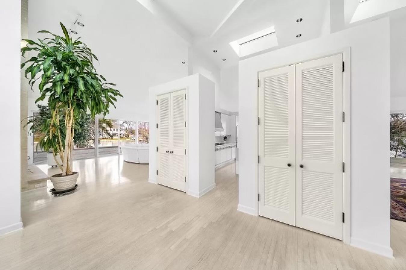 109 Murphy Lake Road, Park Ridge, IL, 60068, United States, 4 Bedrooms Bedrooms, ,4 BathroomsBathrooms,Residential,For Sale,109 Murphy Lake Road,1574691